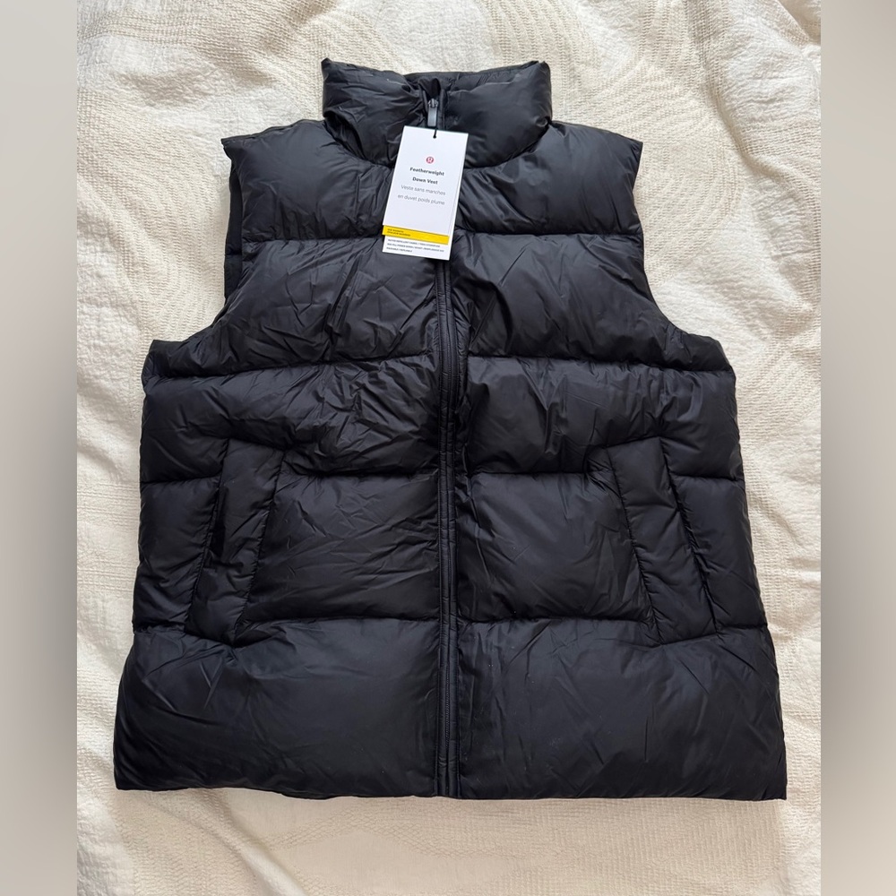 Brand New lululemon Featherweight Puffer Vest - Size Small